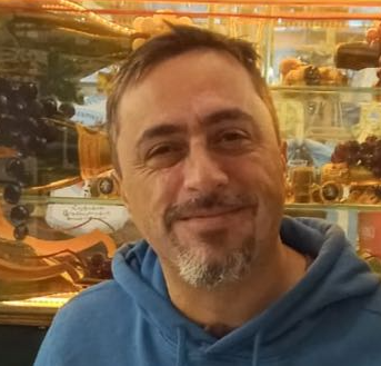 Luis Paredes